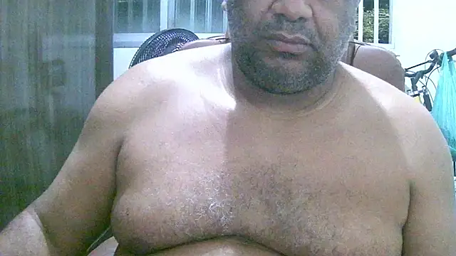 Snapshot of ulmo_br chatting on 09-13-25, 01:05 ulmo br online show from 09-13-25, 01:05