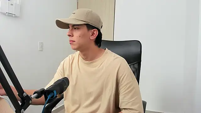 Tony Hoffa online show from 03-07-25, 05:28