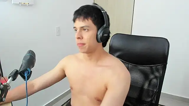 Tony Hoffa online show from 03-10-25, 11:06