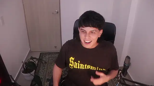 Snapshot of Tony_Hoffa chatting on 02-16-26, 10:28 Tony Hoffa online show from 02-16-26, 10:28