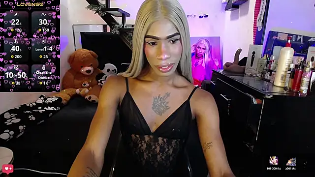 Kendall Gil online show from 04-25-26, 04:37