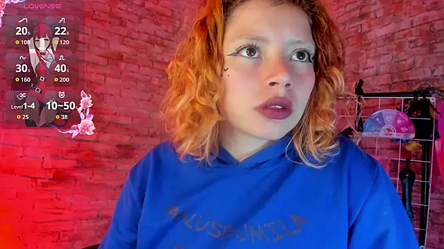Snapshot of Cherry_xoxx chatting on 09-21-25, 11:23 Cherry xoxx online show from 09-21-25, 11:23