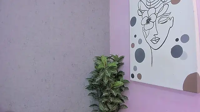 Tiffany mendez online show from 11-25-25, 12:05