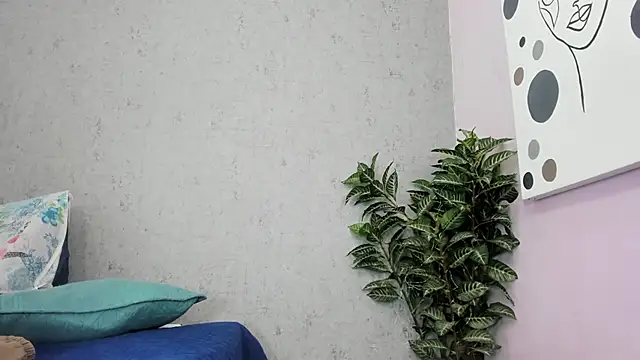 Tiffany mendez online show from 02-26-26, 12:04