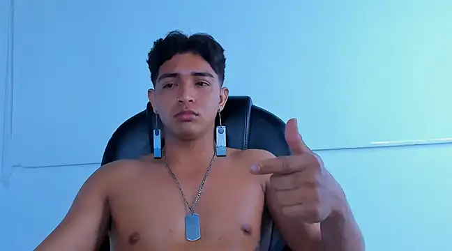 Snapshot of Muichiro_tokito1 chatting on 12-21-24, 08:18 Muichiro tokito1 online show from 12-21-24, 08:18