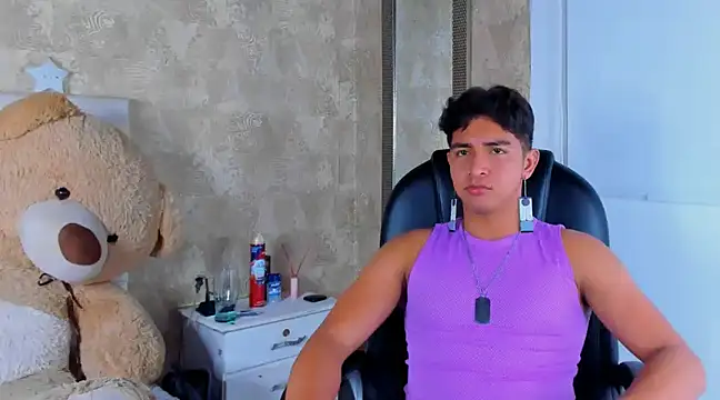 Snapshot of Muichiro_tokito1 chatting on 01-02-25, 03:48 Muichiro tokito1 online show from 01-02-25, 03:48