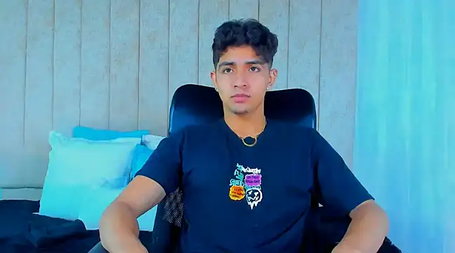 Snapshot of Muichiro_tokito1 chatting on 02-16-25, 04:09 Muichiro tokito1 online show from 02-16-25, 04:09