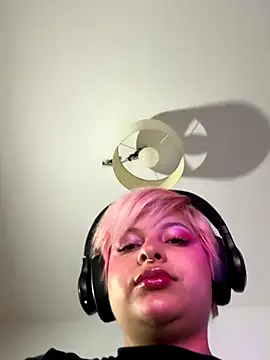 Snapshot of sammymoon chatting on 12-03-25, 07:05 sammymoon online show from 12-03-25, 07:05