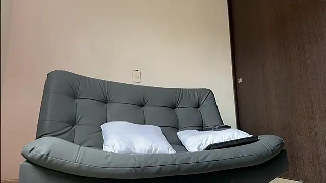 Saturno v online show from 03-15-25, 05:26