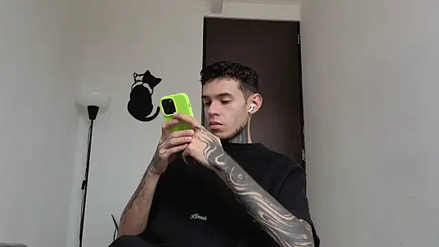 Saturno v online show from 02-24-26, 06:17