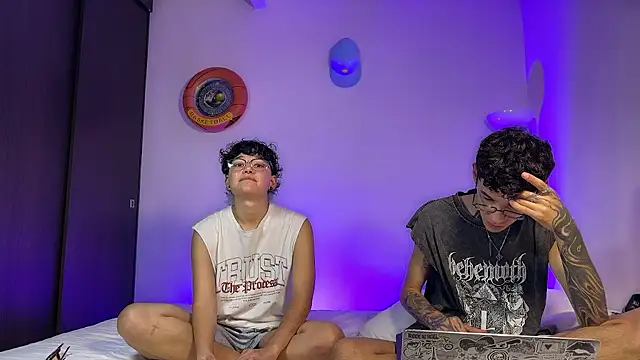 Saturno v online show from 04-28-26, 02:27