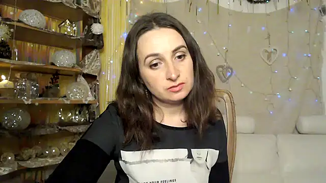 AskMeStandUp online show from 02-08-26, 11:08