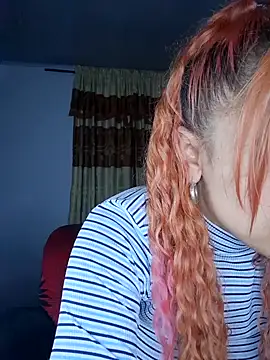 Snapshot of Sexy-Favgirl chatting on 12-22-24, 10:38 Sexy-Favgirl online show from 12-22-24, 10:38