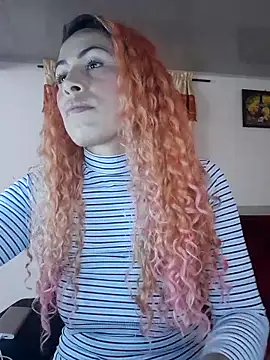 Snapshot of Sexy-Favgirl chatting on 03-06-25, 04:07 Sexy-Favgirl online show from 03-06-25, 04:07