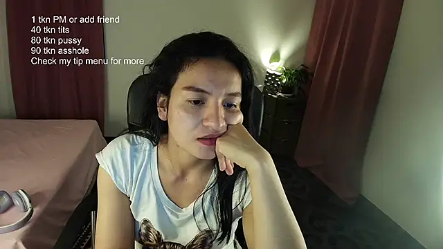 ChloeSanchezx online show from 02-06-26, 12:59