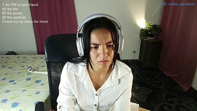 ChloeSanchezx online show from 04-07-26, 11:59