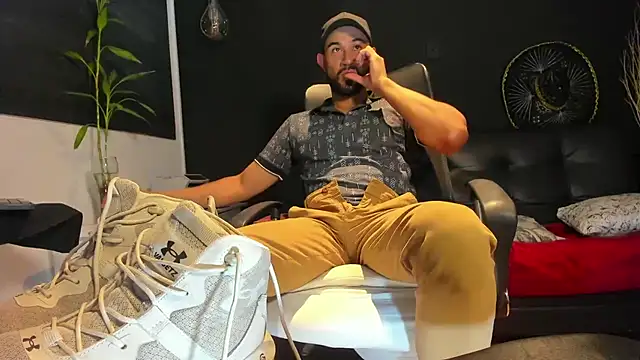 alessandro wye online show from 10-17-25, 06:49