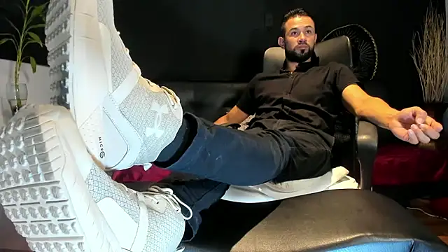 alessandro wye online show from 10-27-25, 05:22