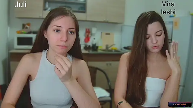 Snapshot of fcjuicy_pussy chatting on 12-21-24, 04:25 fcjuicy pussy online show from 12-21-24, 04:25