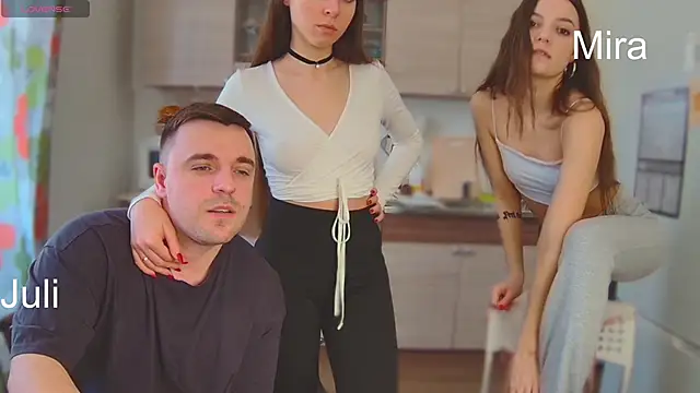 Snapshot of fcjuicy_pussy chatting on 03-17-25, 10:38 fcjuicy pussy online show from 03-17-25, 10:38