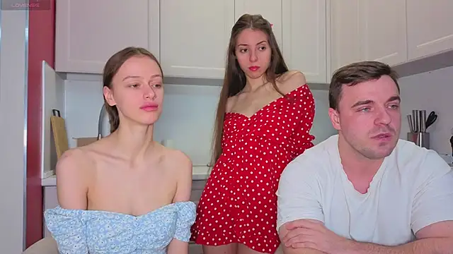 Snapshot of fcjuicy_pussy chatting on 10-28-25, 10:41 fcjuicy pussy online show from 10-28-25, 10:41