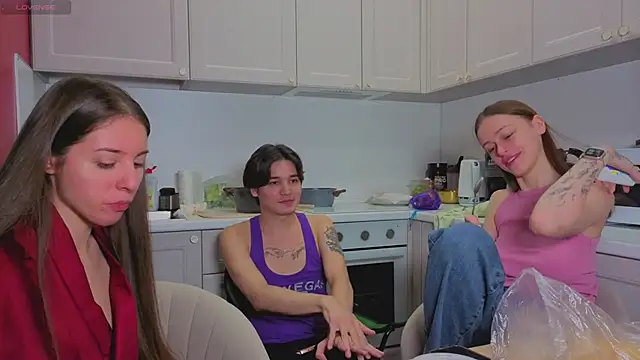 fcjuicy pussy online show from 11-28-25, 08:50