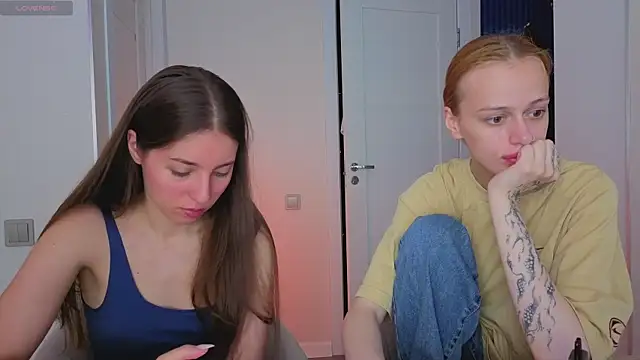Snapshot of fcjuicy_pussy chatting on 07-10-26, 07:23 fcjuicy pussy online show from 07-10-26, 07:23