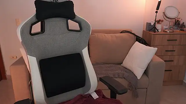 anyacutex online show from 02-11-26, 08:03