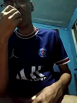 Snapshot of hugosafado333 chatting on 02-02-25, 08:13 hugosafado333 online show from 02-02-25, 08:13