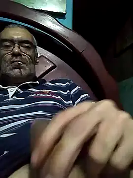 Snapshot of hugosafado333 chatting on 03-10-25, 06:49 hugosafado333 online show from 03-10-25, 06:49