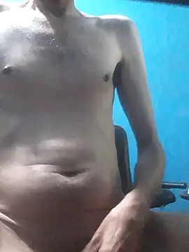 Snapshot of hugosafado333 chatting on 10-25-25, 10:59 hugosafado333 online show from 10-25-25, 10:59