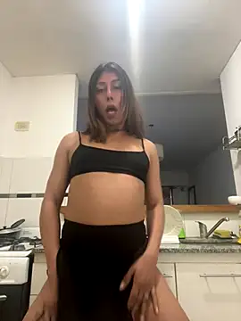 Snapshot of Yerucita chatting on 12-02-25, 02:39 Yerucita online show from 12-02-25, 02:39