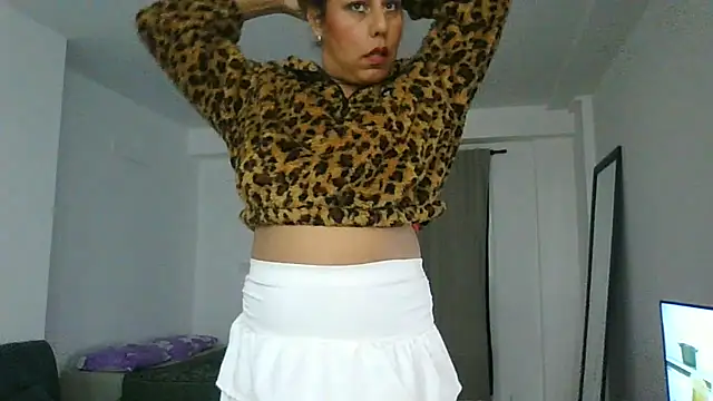 Snapshot of Yerucita chatting on 06-30-26, 03:51 Yerucita online show from 06-30-26, 03:51