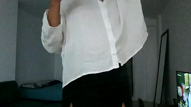Snapshot of Yerucita chatting on 07-09-26, 02:15 Yerucita online show from 07-09-26, 02:15