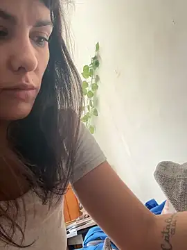 Snapshot of Zairaisak chatting on 02-25-26, 03:54 Zairaisak online show from 02-25-26, 03:54