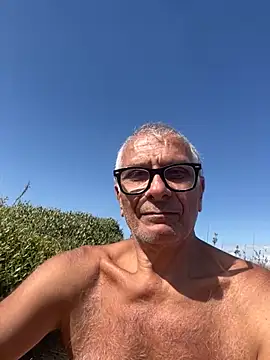 Snapshot of 4n4l1zz4m1 chatting on 05-14-26, 02:24 4n4l1zz4m1 online show from 05-14-26, 02:24
