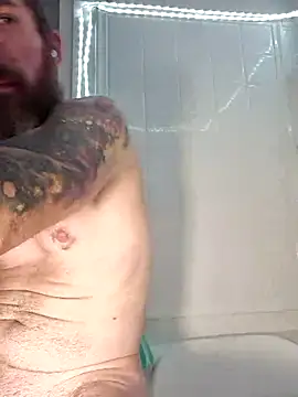 Snapshot of lit702 chatting on 09-11-25, 01:49 lit702 online show from 09-11-25, 01:49