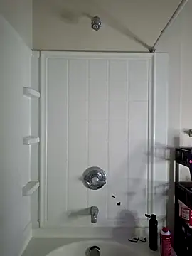 Snapshot of lit702 chatting on 10-12-25, 05:39 lit702 online show from 10-12-25, 05:39