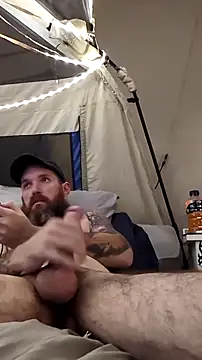 Snapshot of lit702 chatting on 10-14-25, 12:28 lit702 online show from 10-14-25, 12:28