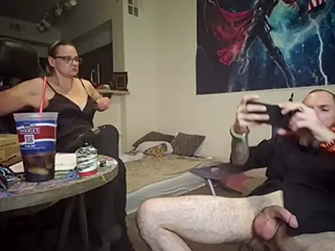 Snapshot of lit702 chatting on 10-15-25, 08:25 lit702 online show from 10-15-25, 08:25