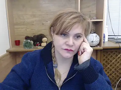 DaniellaKiss online show from 01-18-26, 08:01