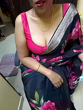 Snapshot of Roja-Telugu777 chatting on 02-08-25, 03:00 Roja-Telugu777 online show from 02-08-25, 03:00