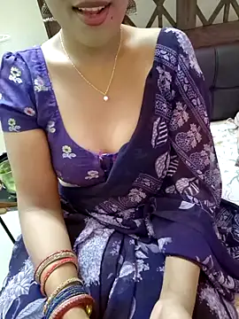 Snapshot of Roja-Telugu777 chatting on 10-16-25, 03:07 Roja-Telugu777 online show from 10-16-25, 03:07