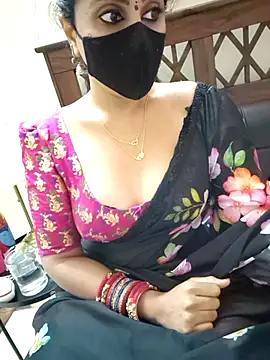 Snapshot of Roja-Telugu777 chatting on 11-04-25, 02:10 Roja-Telugu777 online show from 11-04-25, 02:10