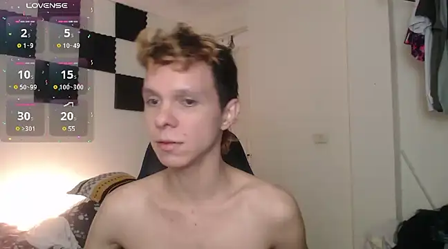 Snapshot of bryamado69 chatting on 02-21-25, 08:49 bryamado69 online show from 02-21-25, 08:49