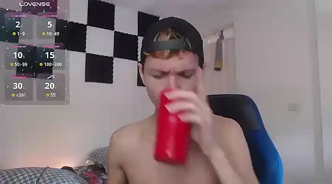 Snapshot of bryamado69 chatting on 02-24-25, 04:36 bryamado69 online show from 02-24-25, 04:36