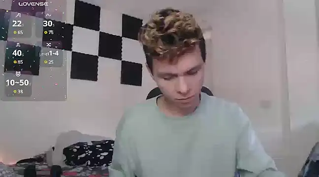 Snapshot of bryamado69 chatting on 02-27-25, 05:47 bryamado69 online show from 02-27-25, 05:47