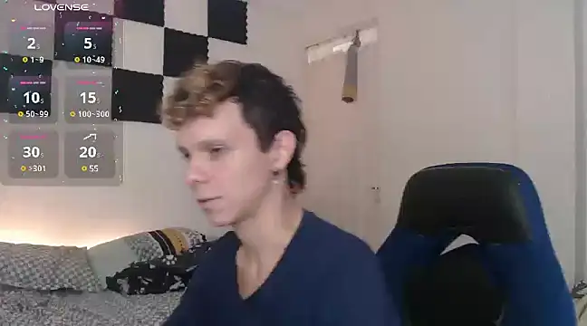 Snapshot of bryamado69 chatting on 03-04-25, 04:20 bryamado69 online show from 03-04-25, 04:20