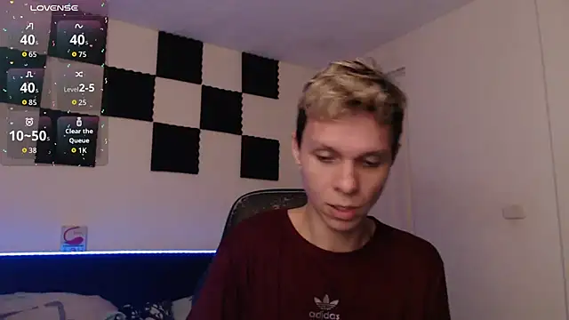 Snapshot of bryamado69 chatting on 09-16-25, 03:07 bryamado69 online show from 09-16-25, 03:07