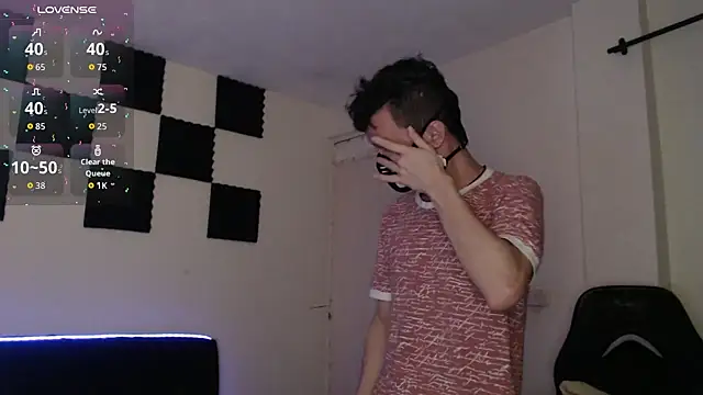 Snapshot of bryamado69 chatting on 11-10-25, 11:15 bryamado69 online show from 11-10-25, 11:15